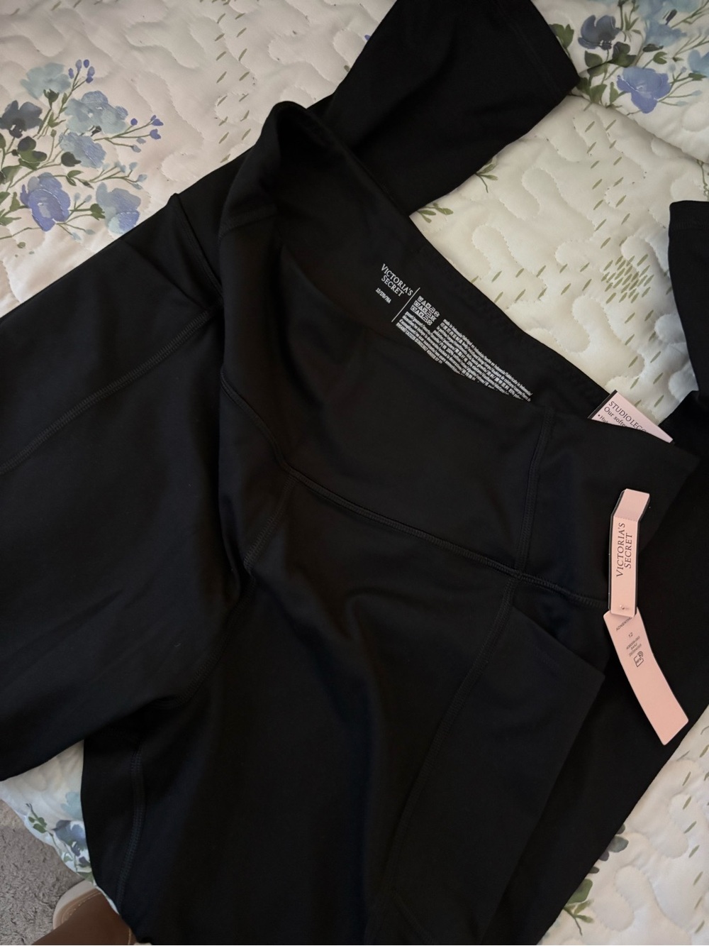 Victoria's Secret Black Studio Leggings